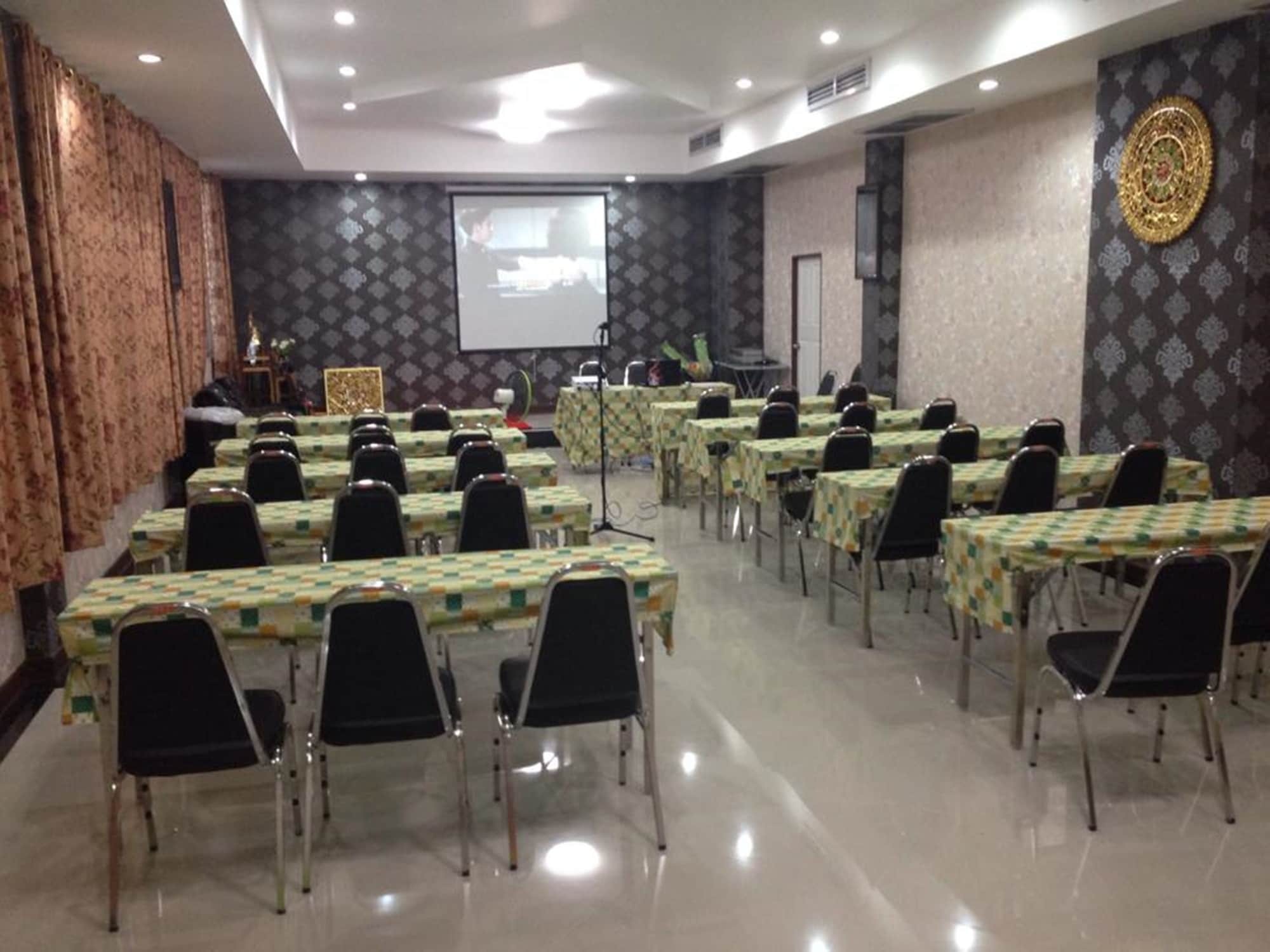 Karnmanee Place Hotel Udon Thani Exterior foto